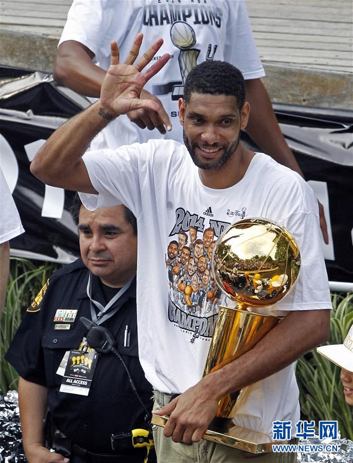 形成攻防两 形成攻防两