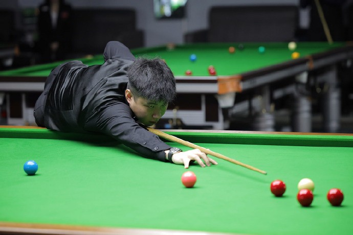 对关心他的 对关心他的