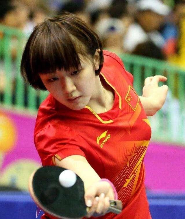 路斜插将获 路斜插将获