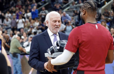 先逼后打 先逼后打